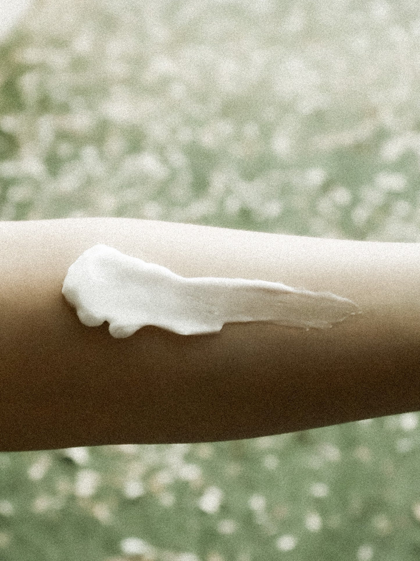 CREMA (BODY AND HAND LOTION)